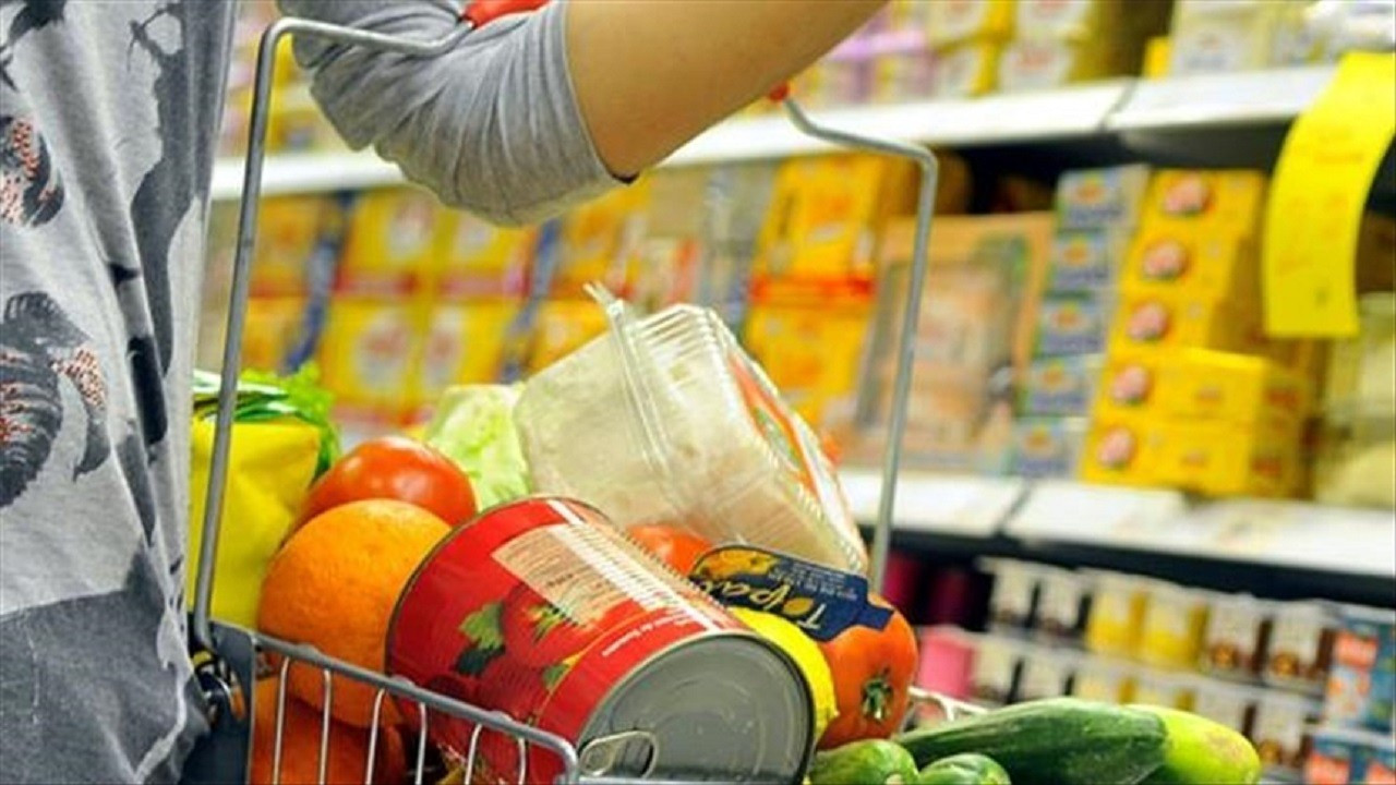 İrlanda’da market alışverişi üç yılda 2 bin 100 Euro zamlandı