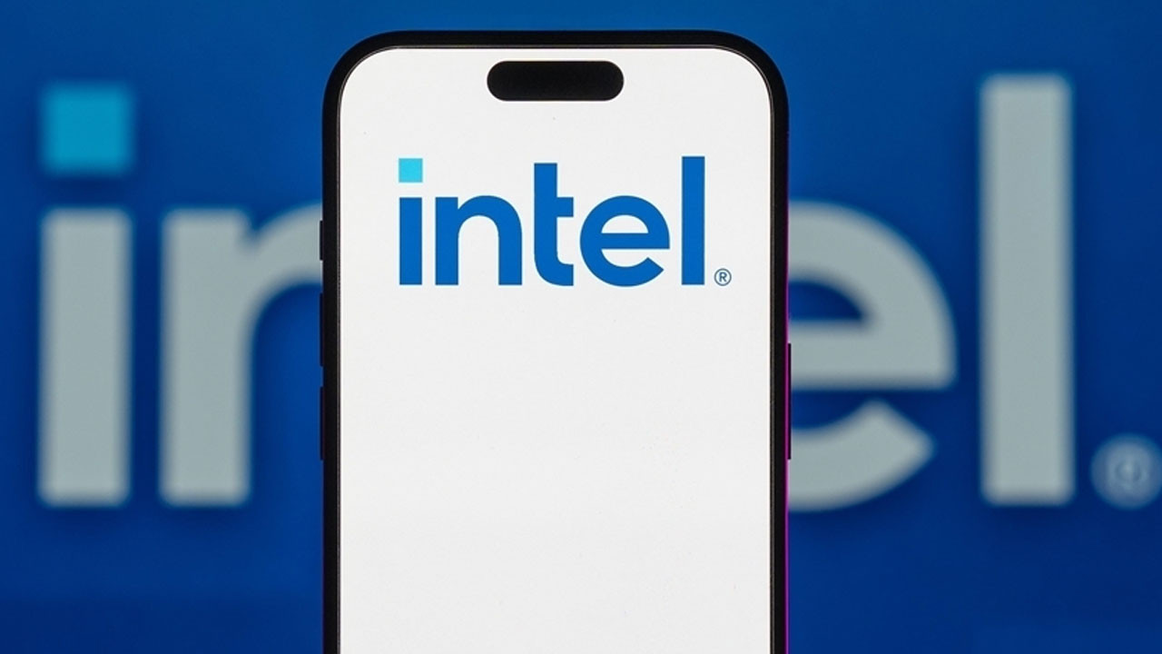 Intel hisseleri, Apple anlaşması sonrası fırladı