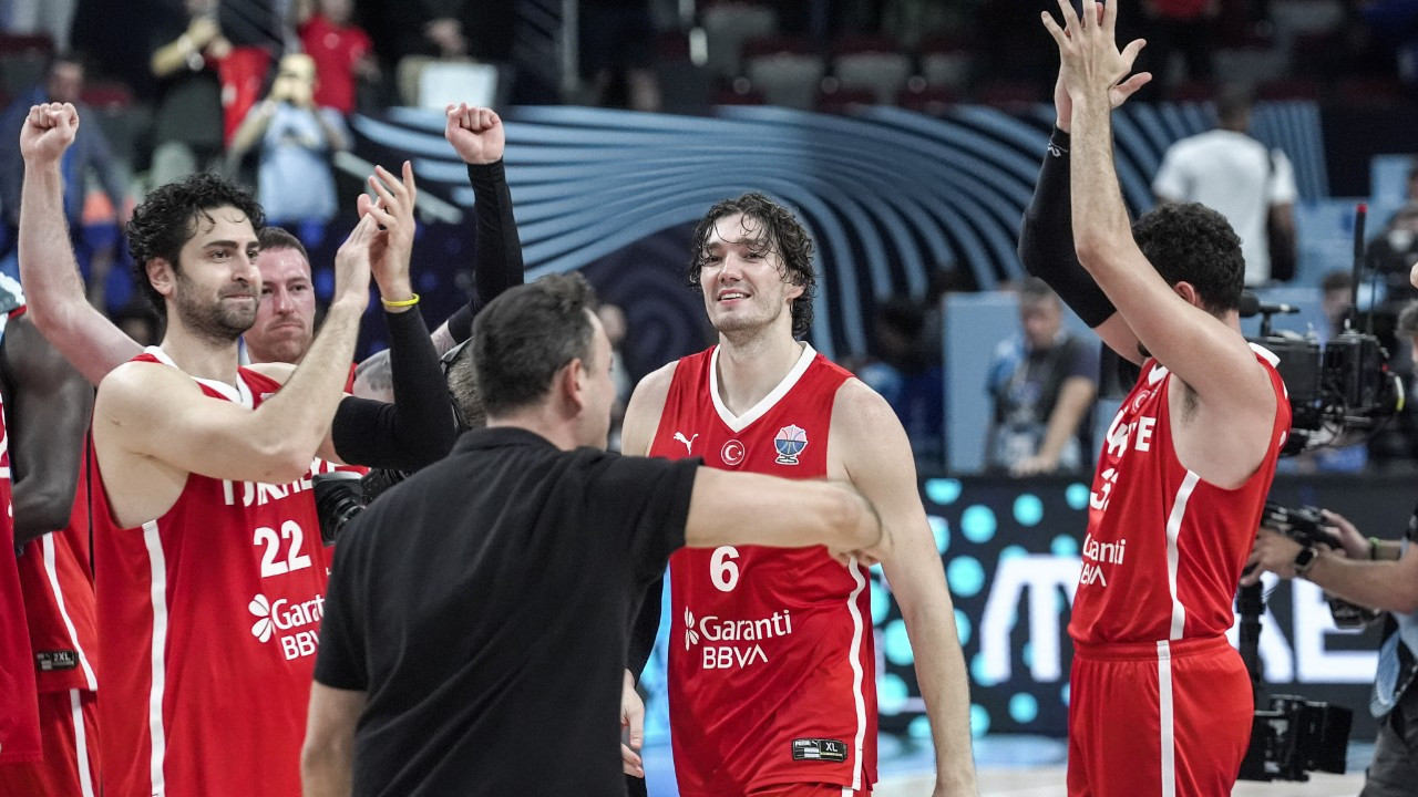 12 Dev Adam tarih yazıyor! Türkiye – Almanya EuroBasket 2025 final maçı: Ne zaman, saat kaçta, hangi kanalda?