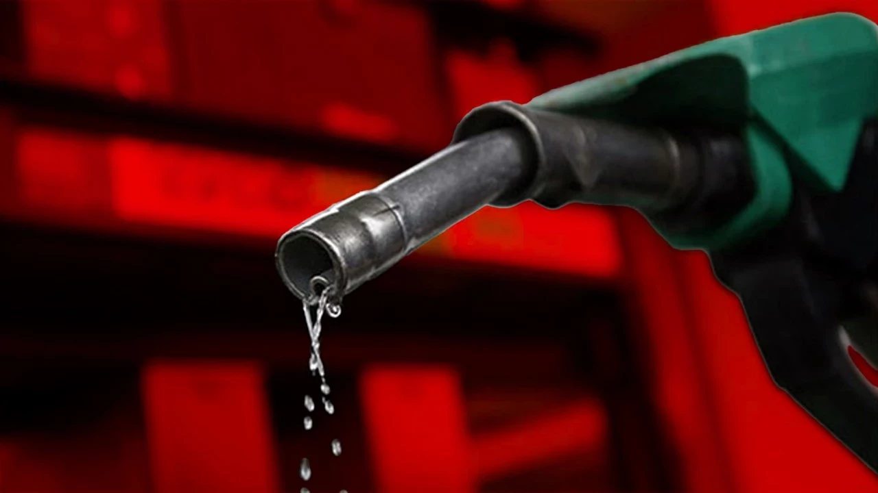 16 Eylül 2025 güncel akaryakıt fiyatları: Benzin, motorin ve LPG kaç TL oldu? | İstanbul, Ankara ve İzmir’de benzin ve motorin fiyatlarında son durum