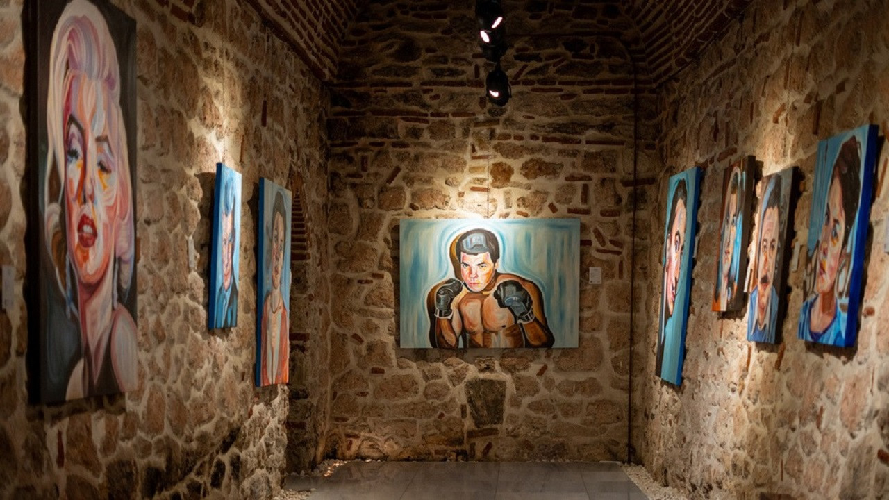 Ayşe Betil’den üçüncü kişisel sergi: 'İz ile Düş Arasında Bir Yer'