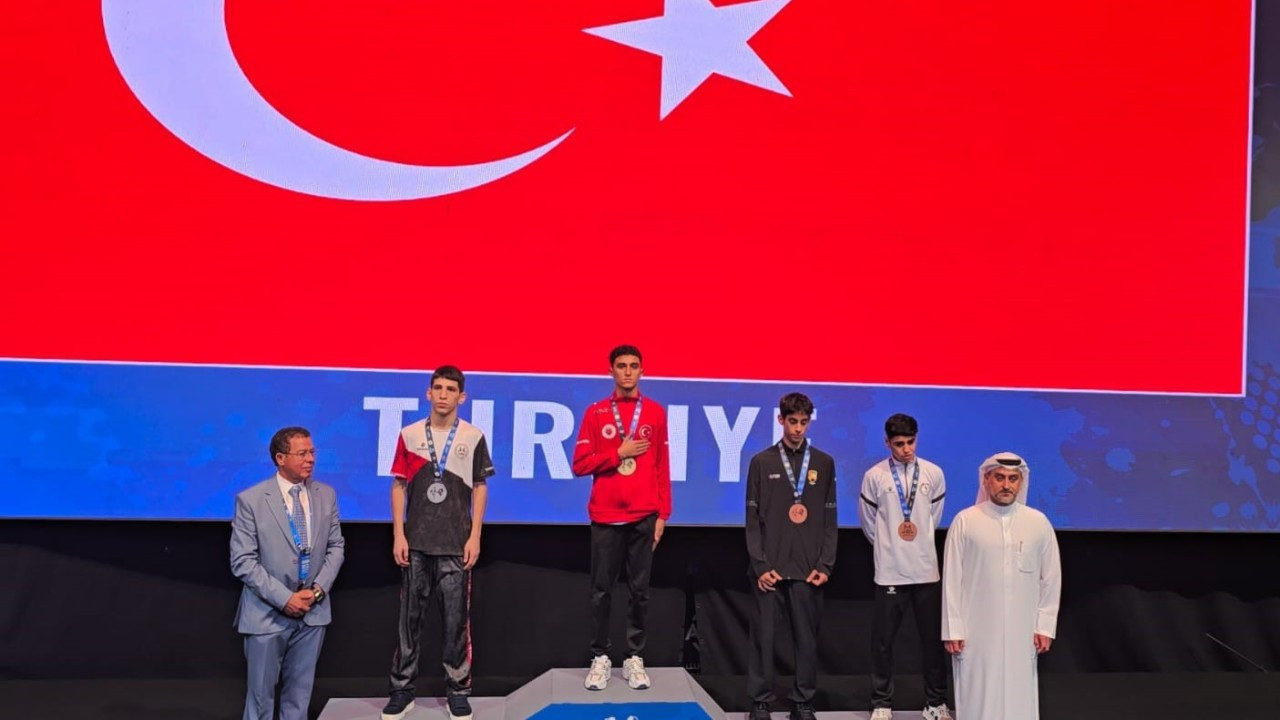 Kayserili Mert Güneş Muaythai’de dünya şampiyonu oldu