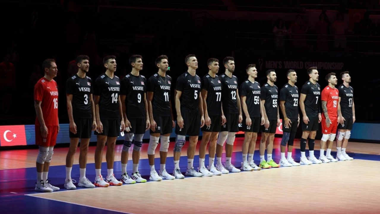 Türkiye Polonya voleybol maçı ne zaman? Filenin Efeleri çeyrek final maçı saat kaçta, hangi kanalda?