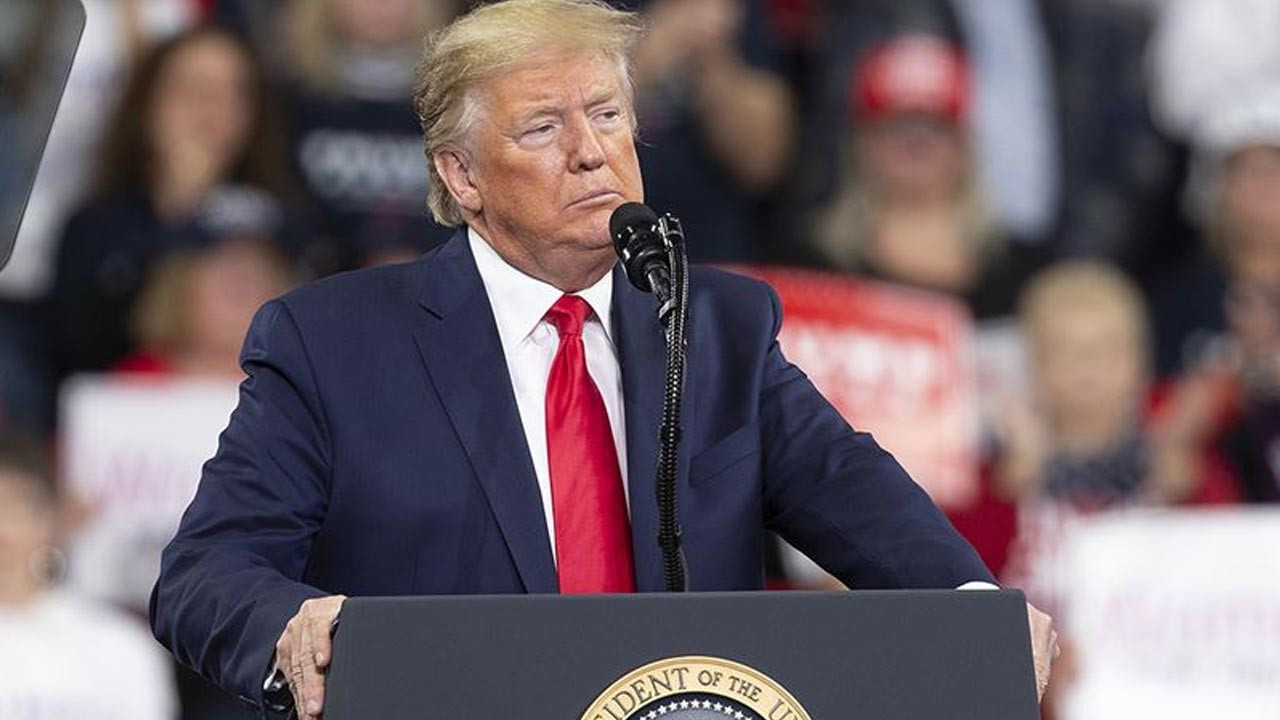 Trump: NATO, ülkelerine giren Rus uçaklarını vurmalı