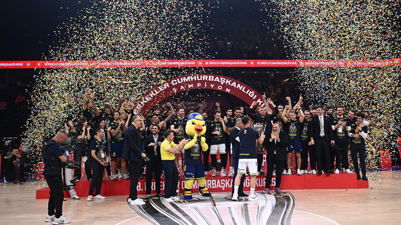 Cumhurbaşkanlığı Kupası’nda şampiyon Fenerbahçe Beko