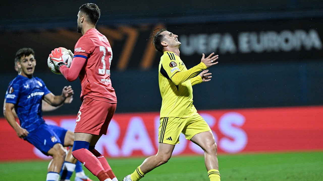 Fenerbahçe, Hırvatistan temsilcisi Dinamo Zagreb'e 3-1 yenildi