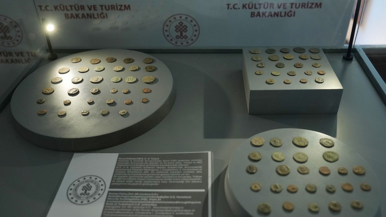 ABD'den Türkiye'ye iade: 1700 yıllık 83 sikke ülkeye getirildi!