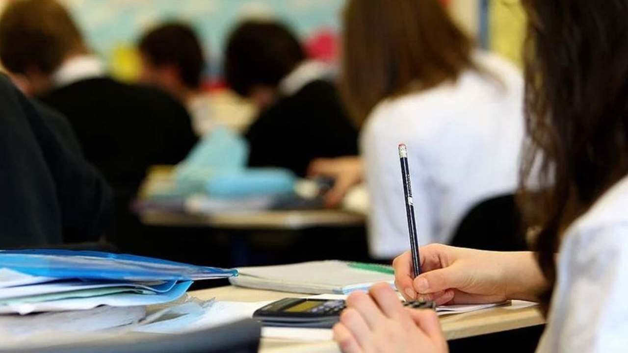 Türkiye'de muhtemel eğitim süresi 2024'te 17,2 yıl oldu