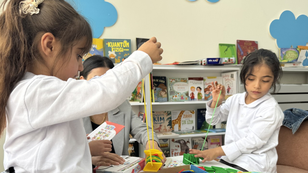 Hakkari’deki kütüphane gençlerin uğrak yeri oldu