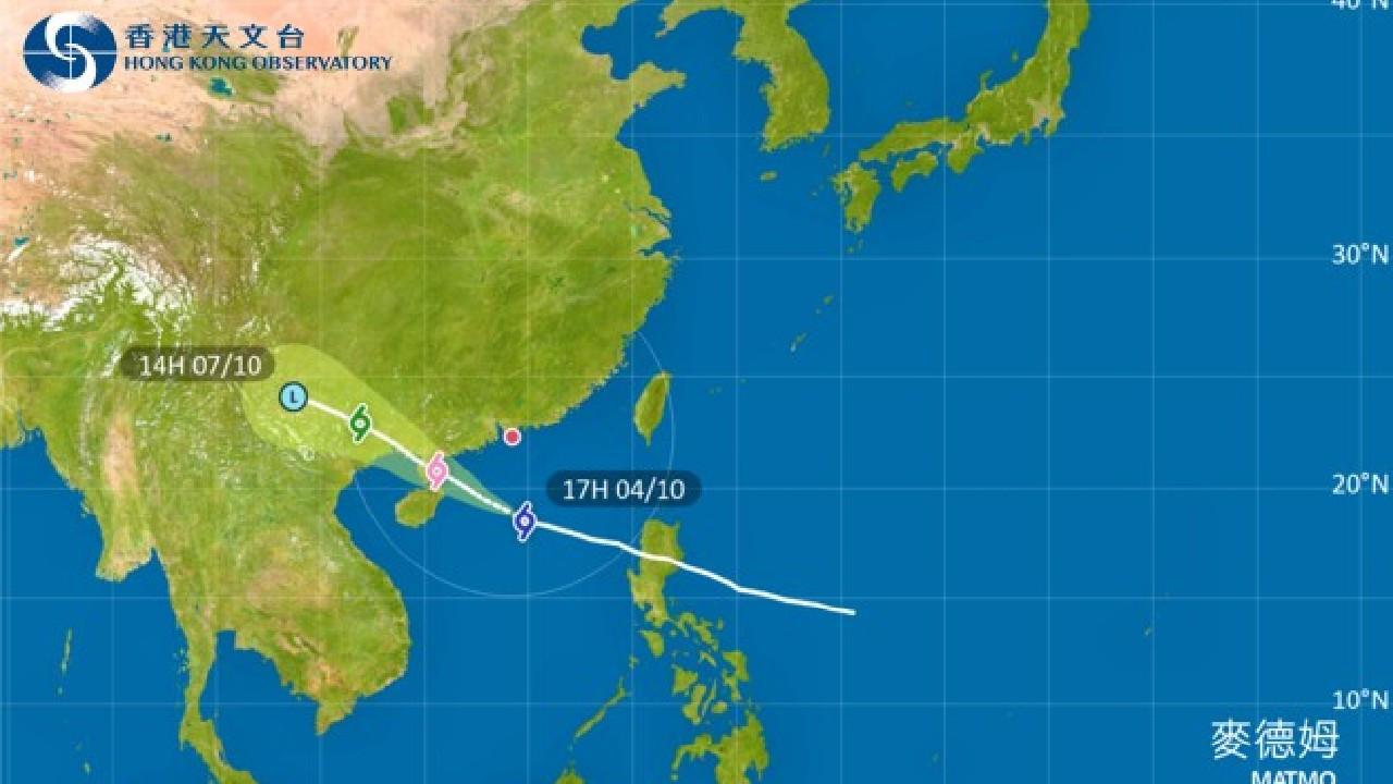 Hong Kong'da Matmo tayfunu alarmı