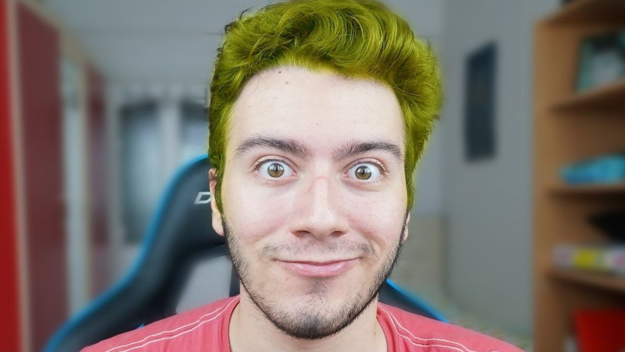 Enes Batur Youtube hesabını kapattı mı? Batur YouTube hesabını neden kapattı? Enes Batur kimdir?