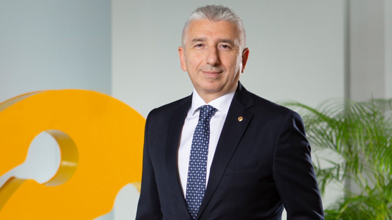 Turkcell Superonline'dan "100 Megabit Fiyatına 1000 Megabit SüperFiber" kampanyası.
