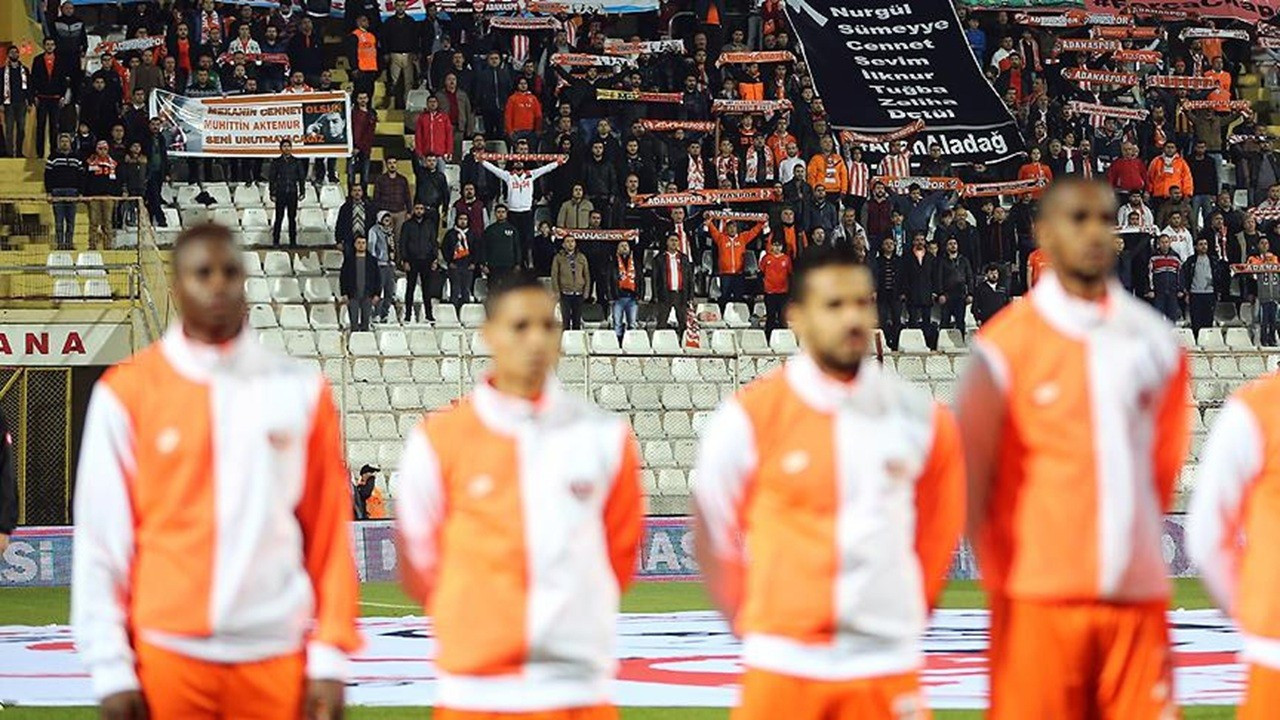 Teknik direktörleri kurtardı! Adanaspor futbolcuları mola verdikleri lokantada hesabı ödeyemeyince rehin kaldı