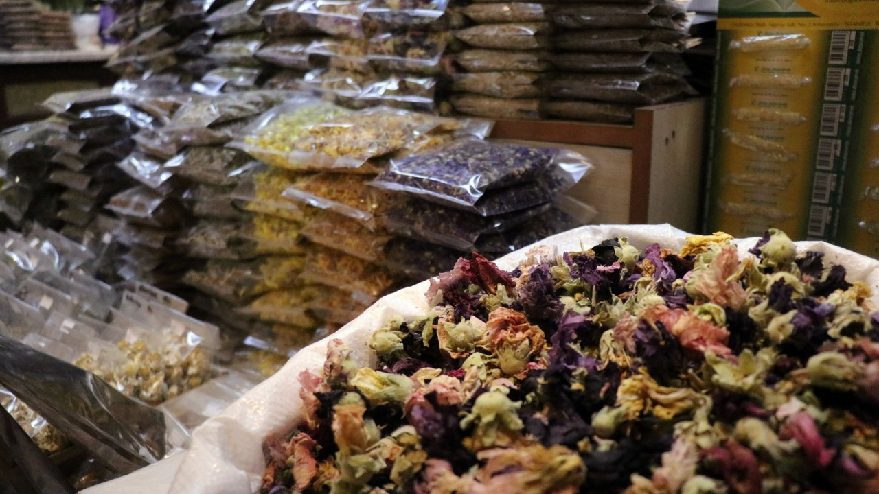 Havalar soğudu, vatandaşlar aktarlara koştu