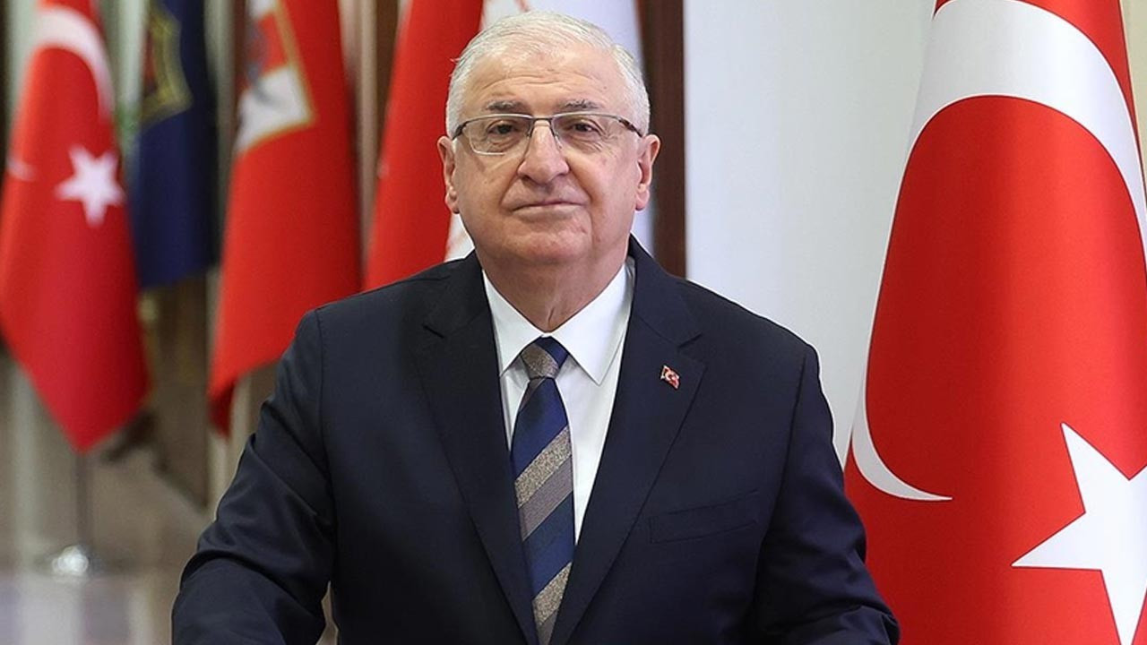 Bakan Güler: PKK ve uzantıları derhal terör faaliyetine son vermeli.