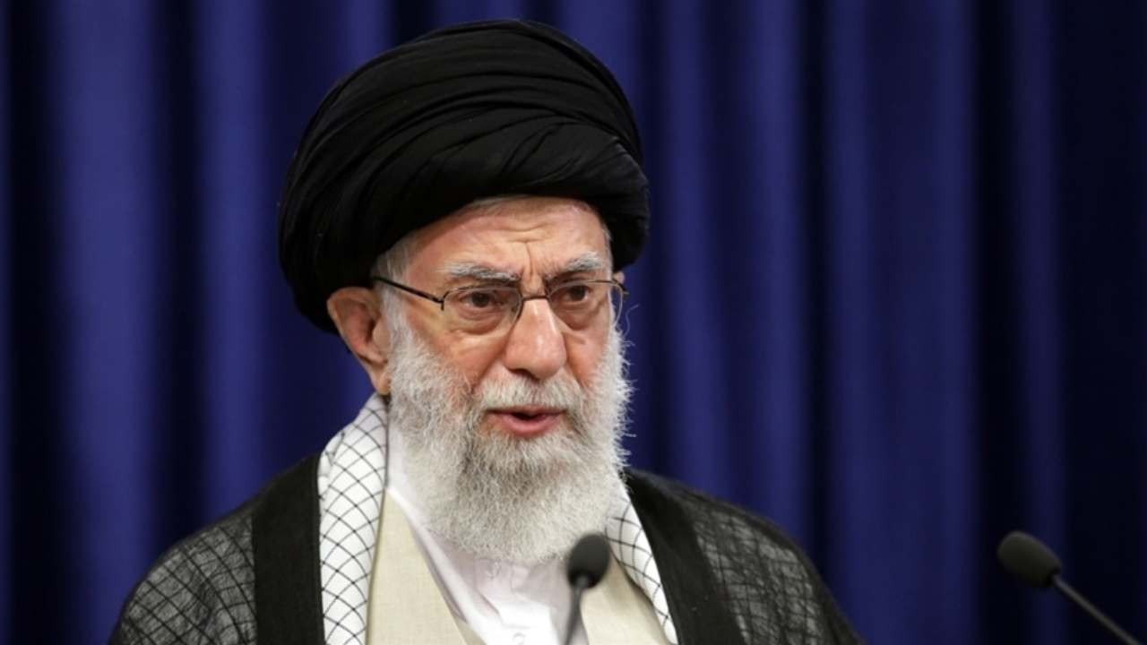 Hamaney'den Trump'a sert tepki: Siz kendinizi ne s…