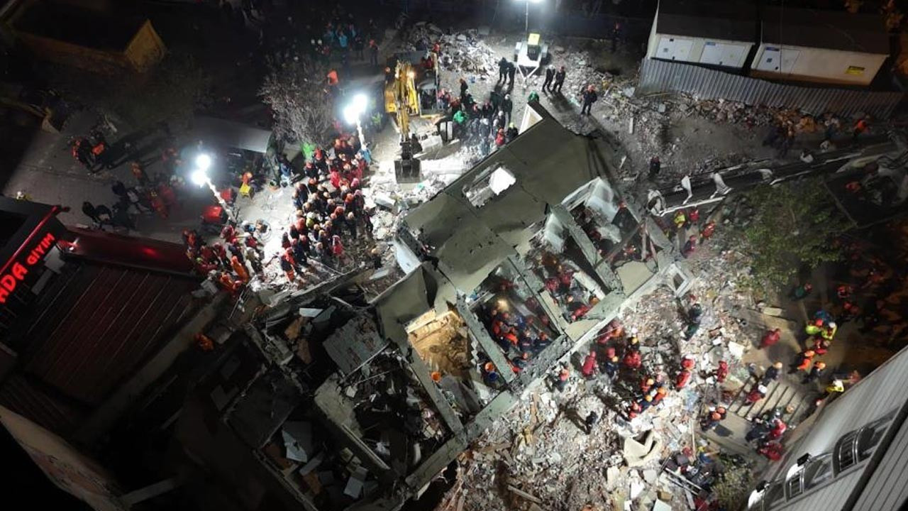 Gebze'de zamanla yarış devam ediyor.