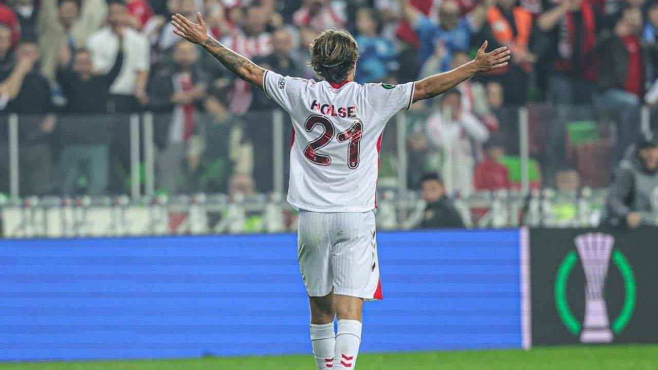 Samsunspor Konferans Ligi'nde 3'te üç yaptı