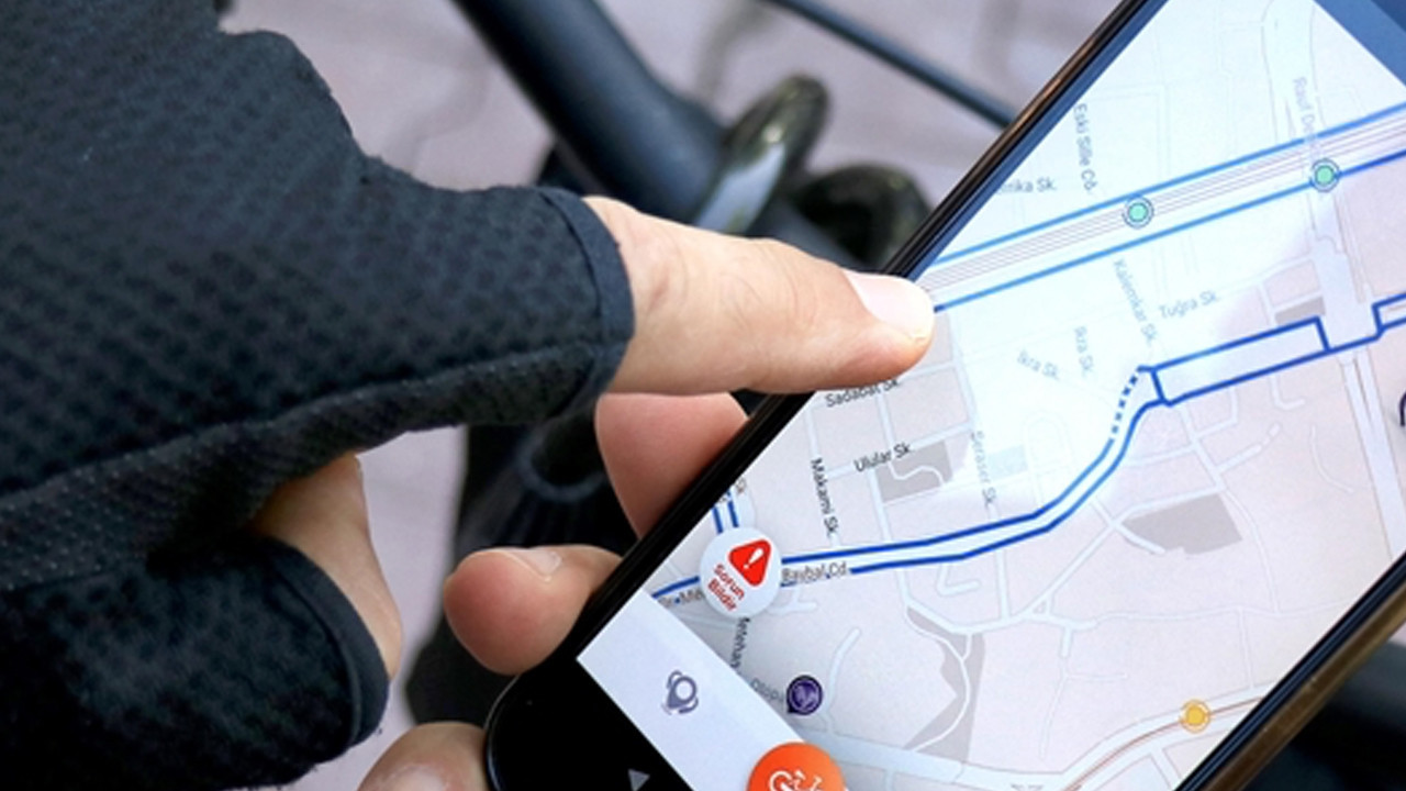 Bu köyde yaşlılara GPS cihazı takılıyor