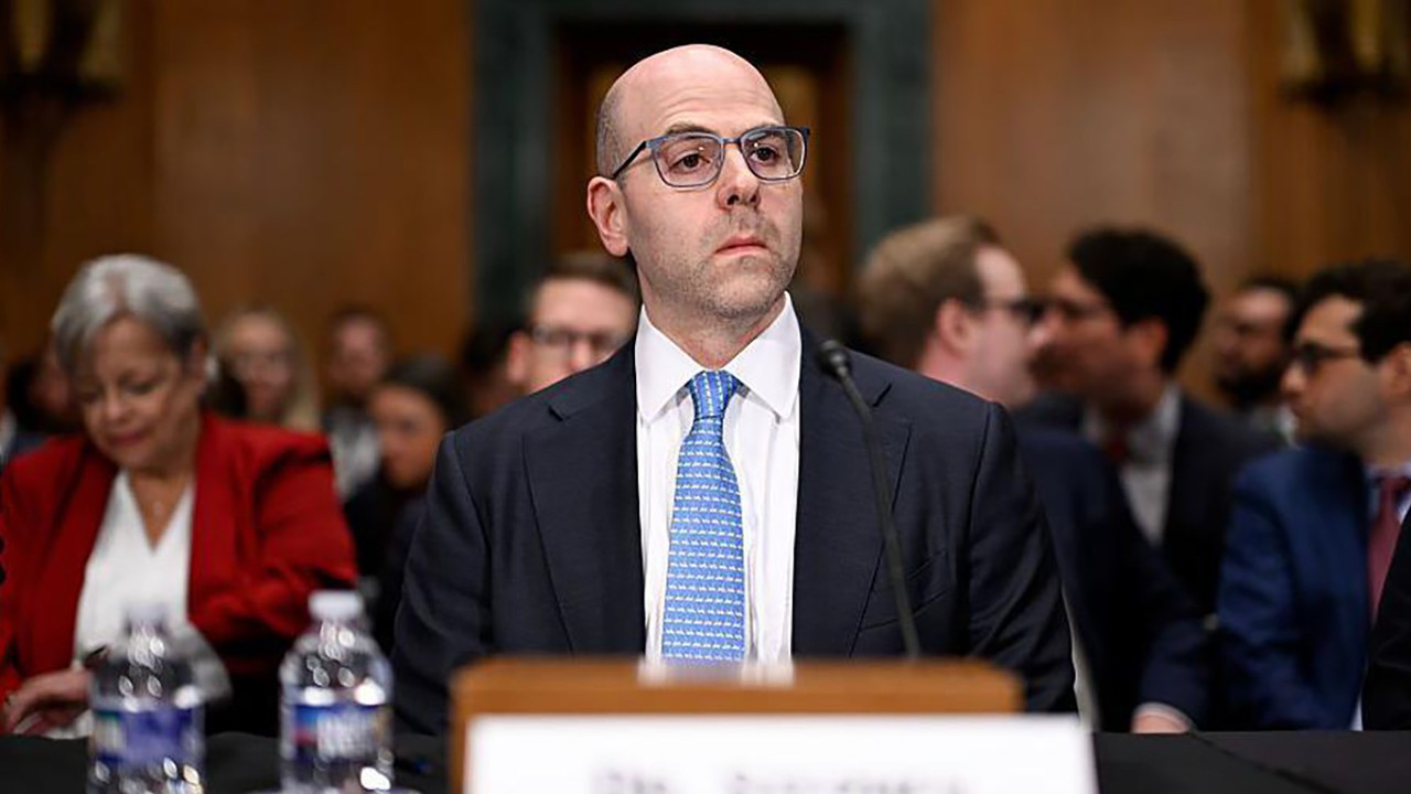 Fed Üyesi Miran'dan Stablecoin uyarısı: Dolar bazlı kripto talebi faizleri düşürebilir