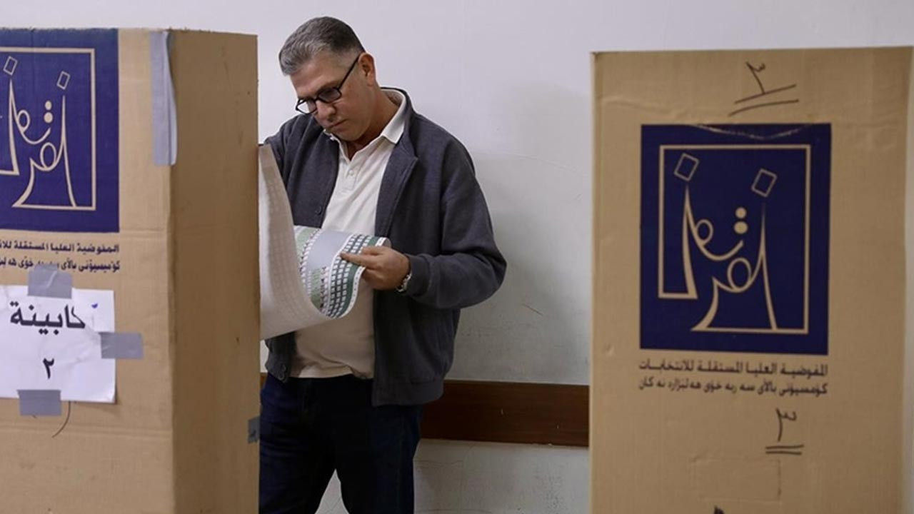 Irak'ta "özel oylama"ya katılım oranı yüzde 82 oldu