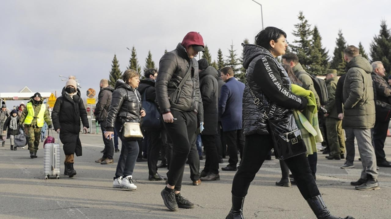 Almanya’daki Ukraynalılar savaş mültecisi statüsünden çıkarıldı