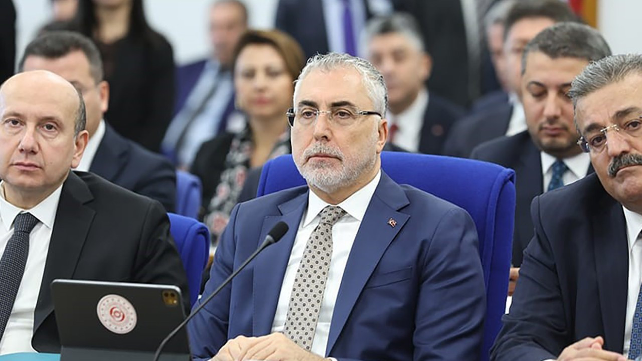 Bakan Işıkhan'dan borçlu belediyelere tepki: SGK borcunu tahsil etmek için adım attığımızda rahatsız oluyorlar