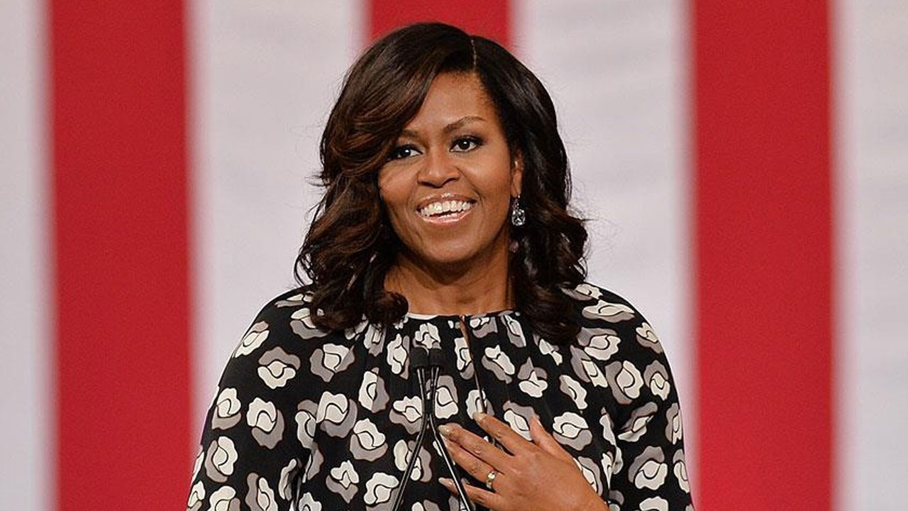 Eski ABD Başkanı Obama'nın eşi Michelle Obama, ülkenin kadın bir başkana hazır olmadığını söyledi