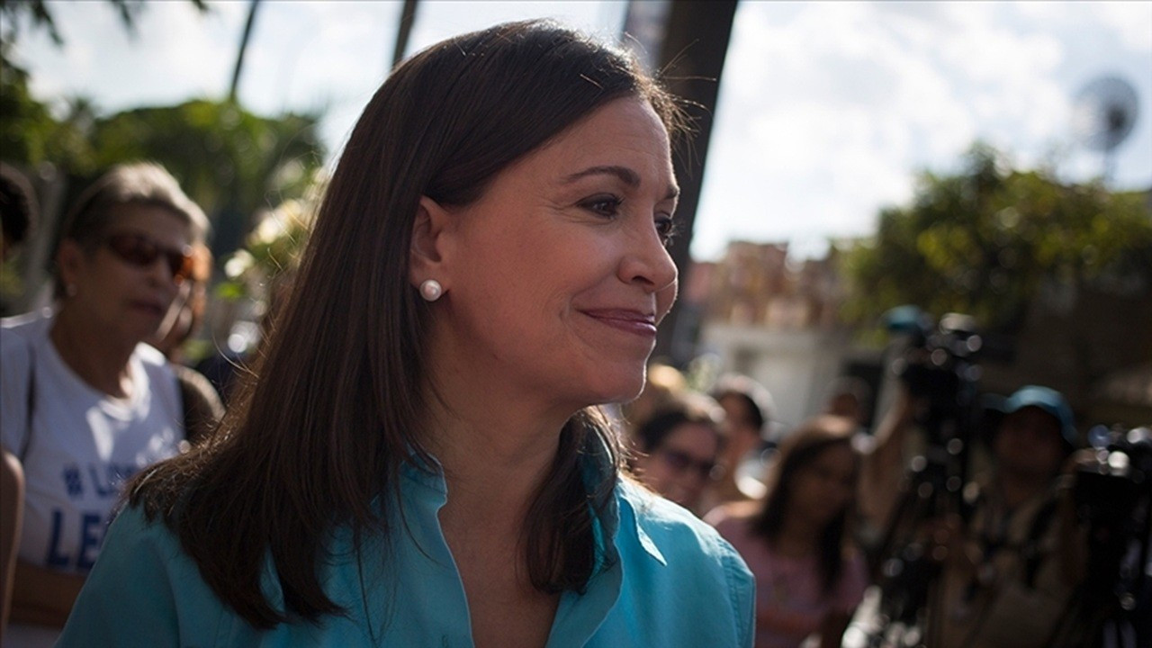 Venezuela'da tansiyon yükseliyor: Machado'dan rejime başkaldırı çağrısı