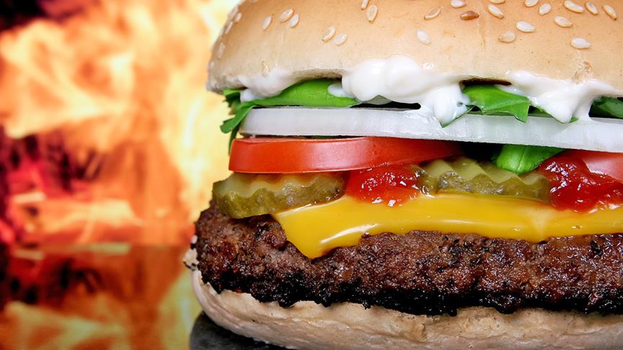 Dev banka Burger King'i satın almak istiyor