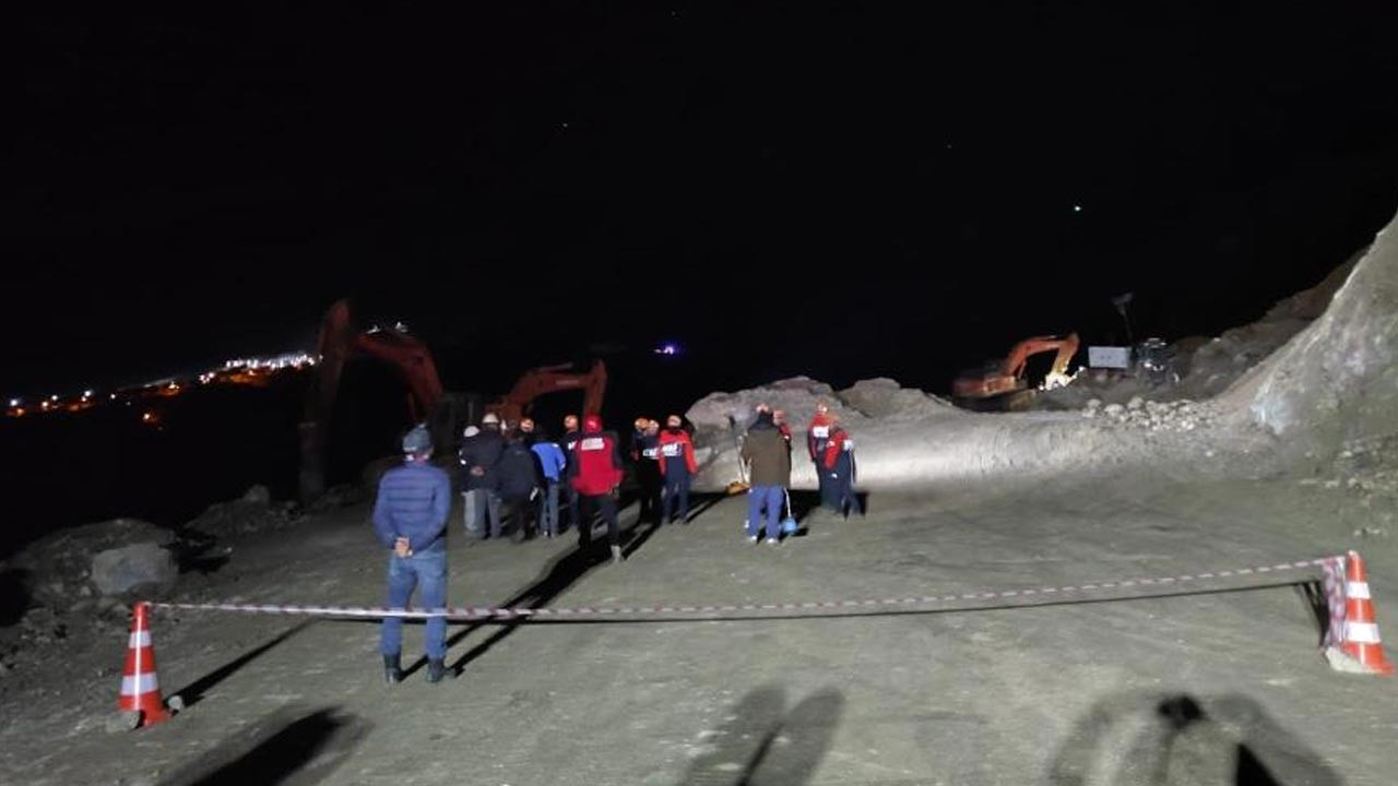 Sivas'ta demir madeni ocağında göçük: 1 kişi aranıyor