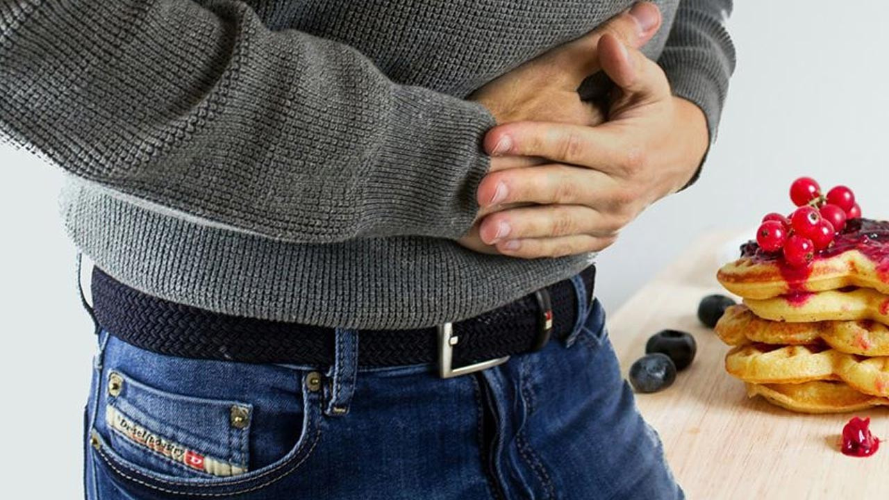 Fatih’te otelde kalan iki kardeş zehirlenme şüphesiyle hastaneye başvurdu