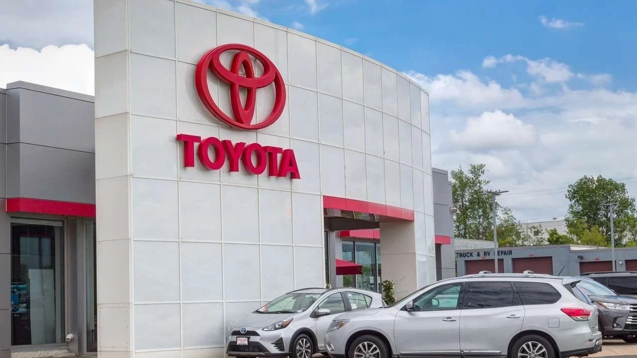 Toyota hibrit yatırımlarını büyütüyor: 912 milyon dolar beş tesise dağıtılacak