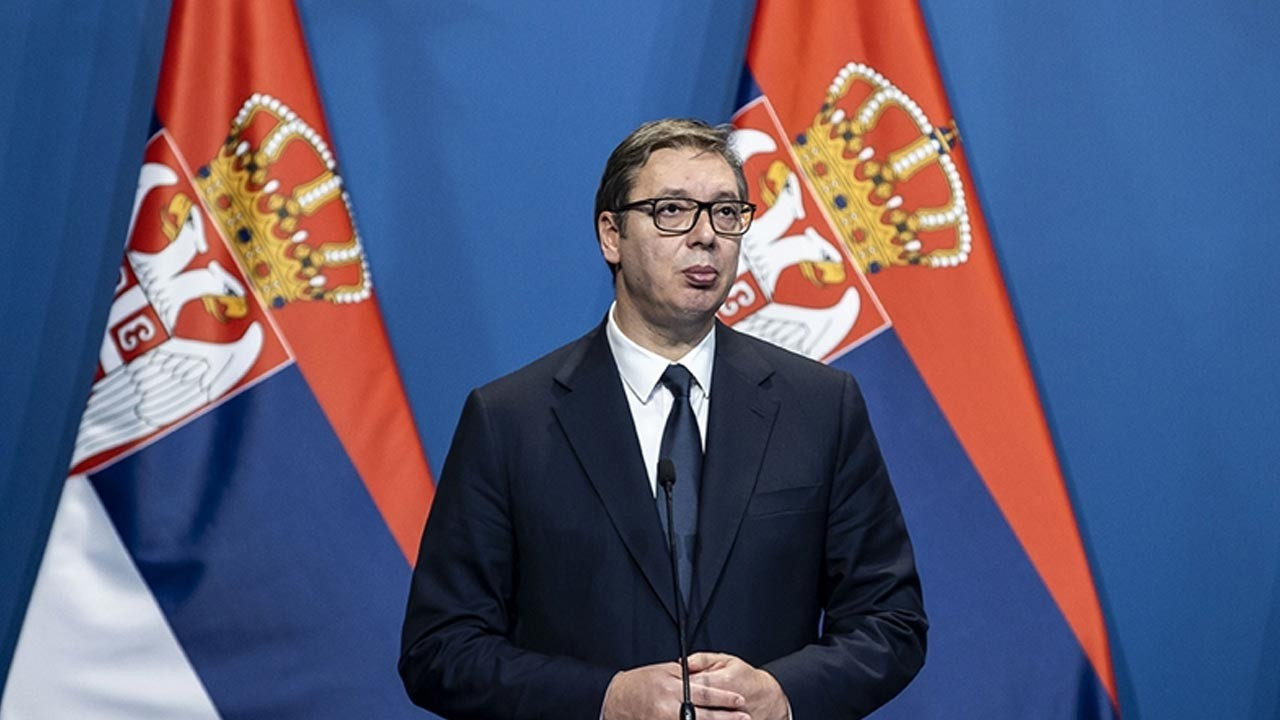 Sırbistan Cumhurbaşkanı Vucic hakkında suç duyurusu: Bosna'daki keskin nişancılardan olduğu iddia edildi