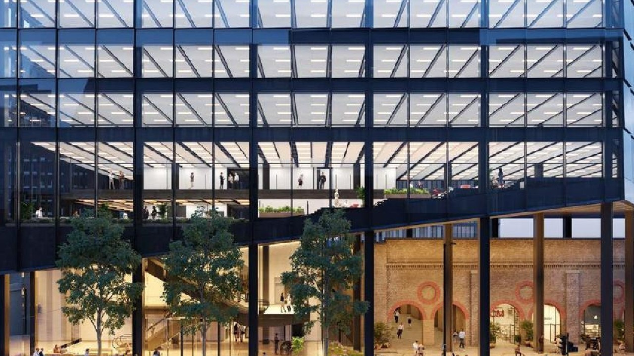 1 milyar sterlinlik hisseyi geri alacak