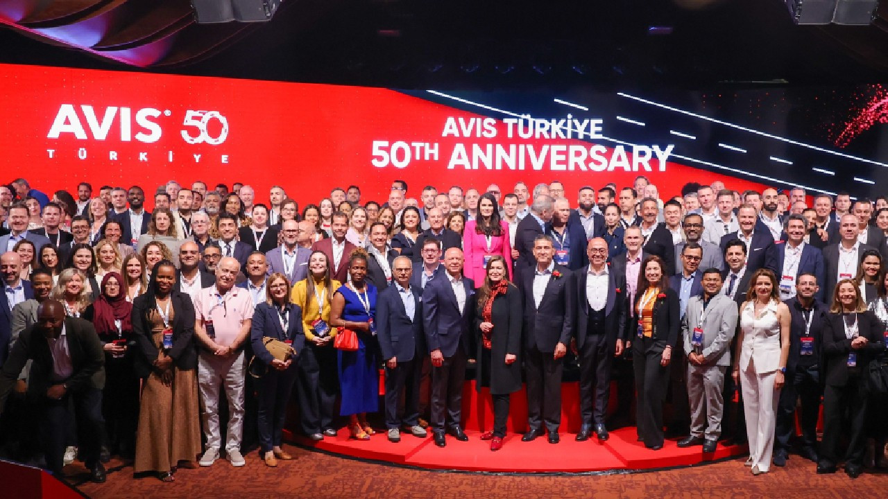 Avis Türkiye 50. yılını kutluyor