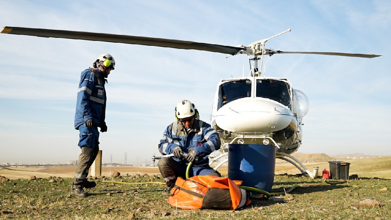 Helikopter destekli yüksek gerilim mesaisi