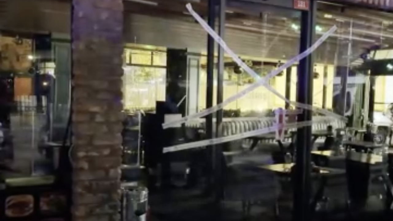 Şişli'de 25 kişi zehirlenme şüphesiyle hastaneye kaldırıldı! Restoran sahibi bakın kendini nasıl savundu?