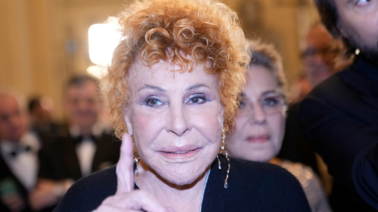 İtalyan müziğinin efsane ismi Ornella Vanoni 91 yaşında hayatını kaybetti