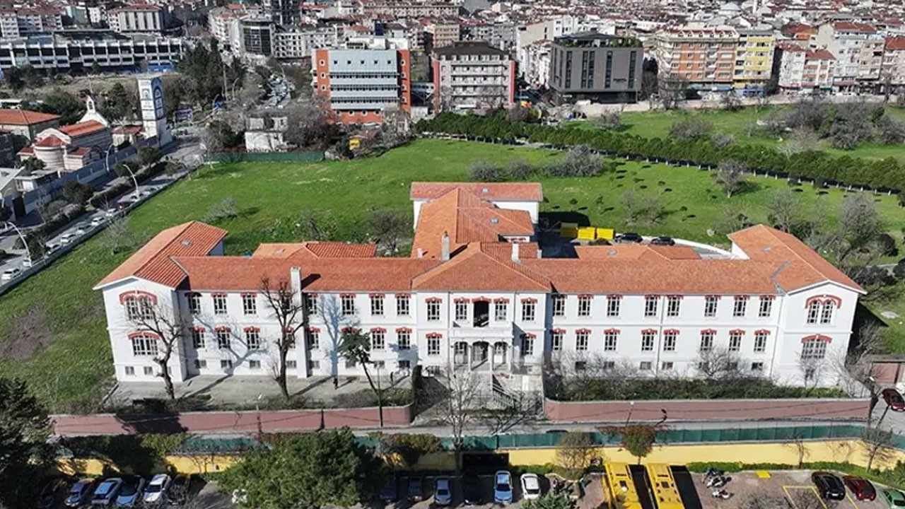 Balıklı Rum Hastanesi'nde SGK'yi zarara uğrattığı iddiasıyla 3 zanlı tutuklandı