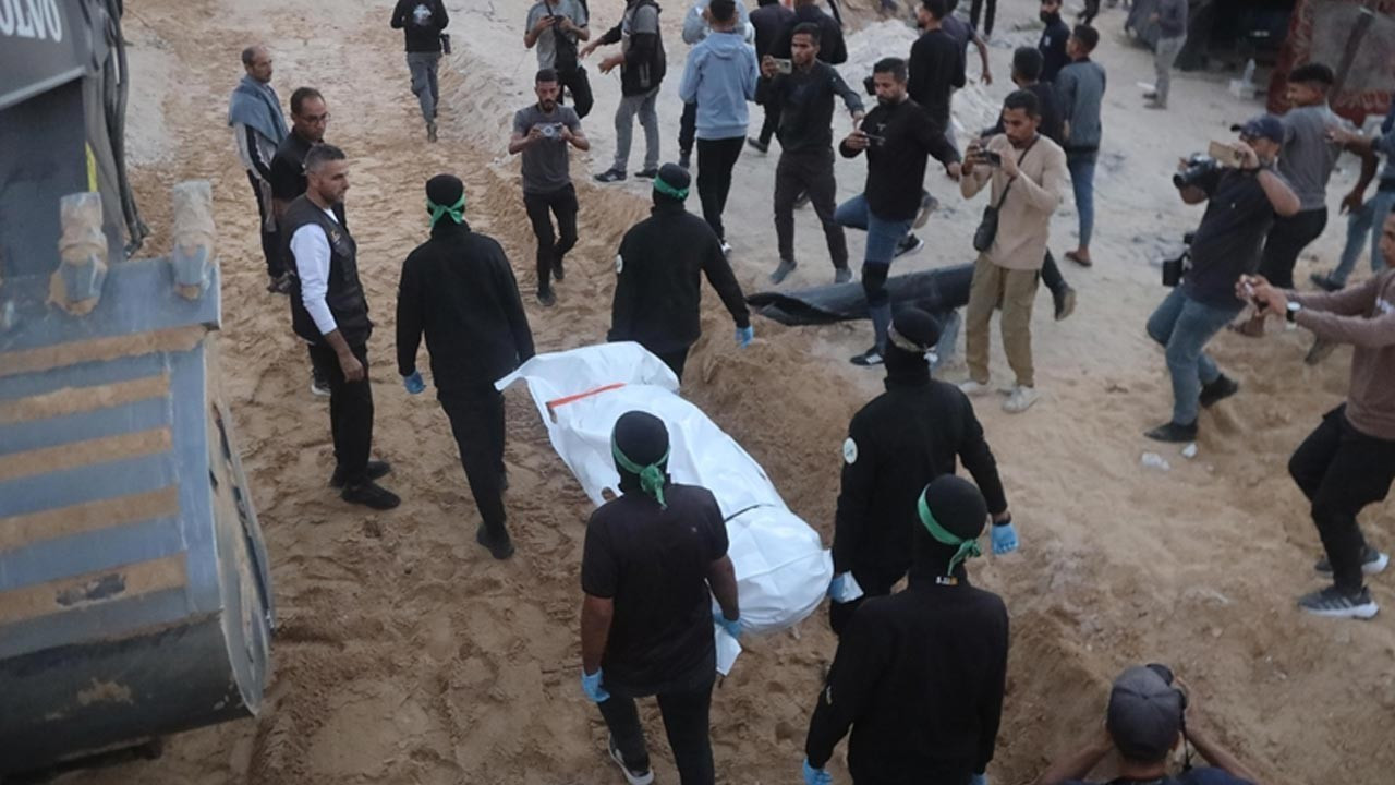 Hamas 1 esirin daha cesedini İsrail’e teslim etti