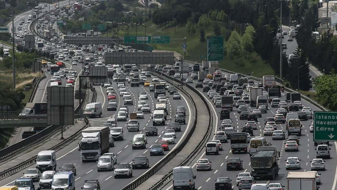 İstanbul'da hangi yollar kapalı? Bugün İstanbul'daki kapalı yollar listesi... Alternatif güzergahlar neler?