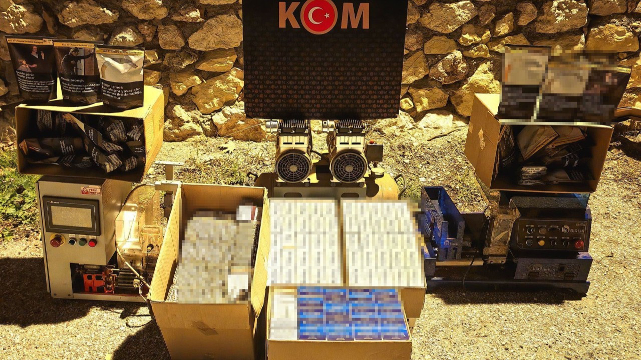 Bilecik Bozüyük’te kaçak tütün operasyonu! 39 bin 400 makaron ele geçirildi