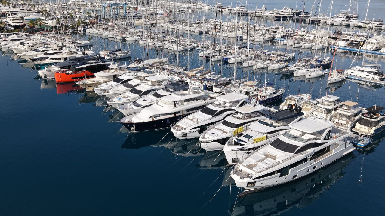 Ultra lüks yatlar bakım ve onarım için Marmaris'te