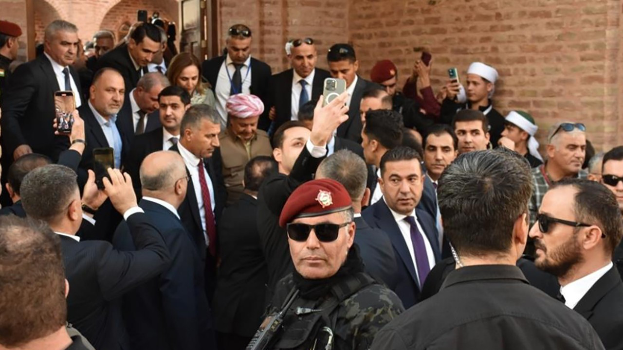 KDP lideri Mesut Barzani, Cizre'de tarihi mekanları gezdi