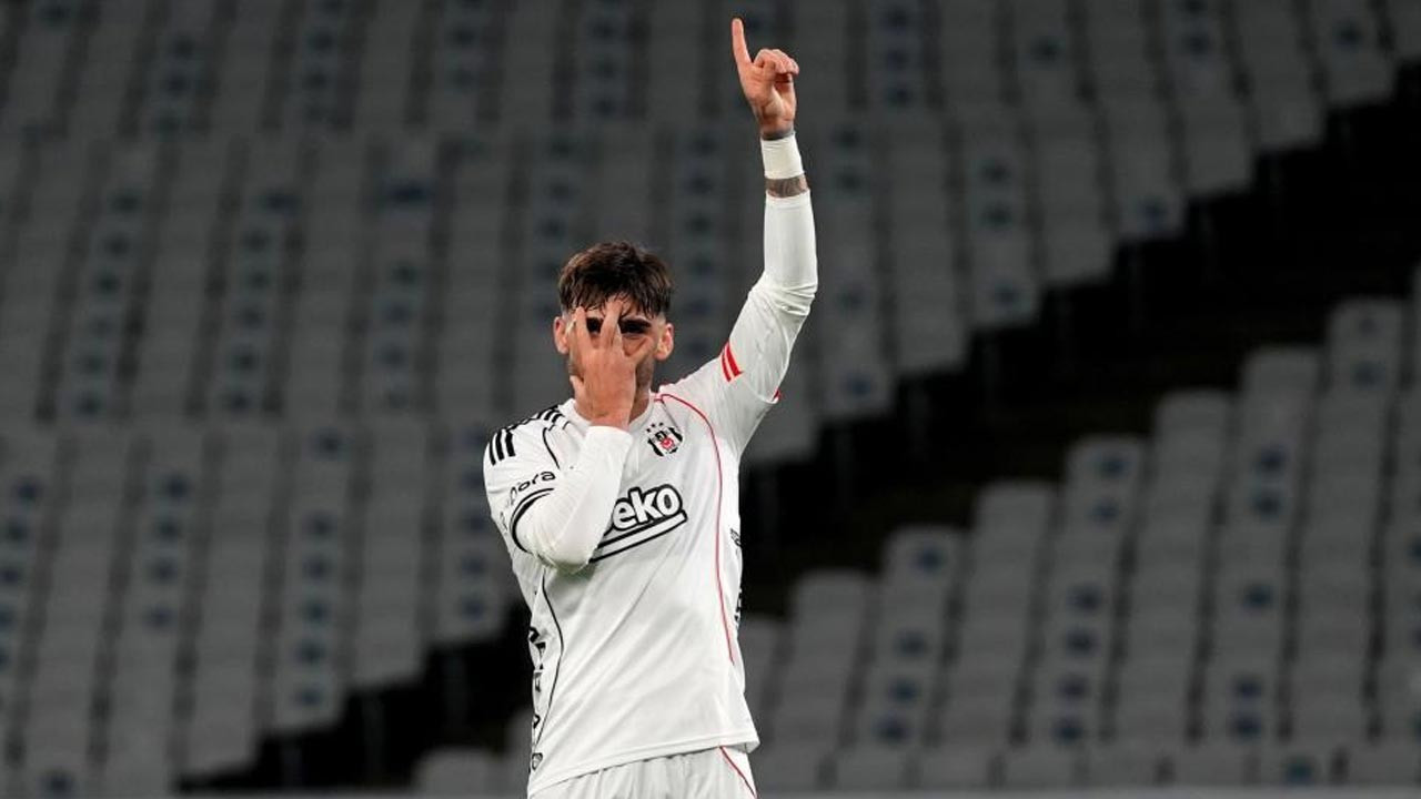 Beşiktaş, Fatih Karagümrük deplasmanından 3 puanla döndü