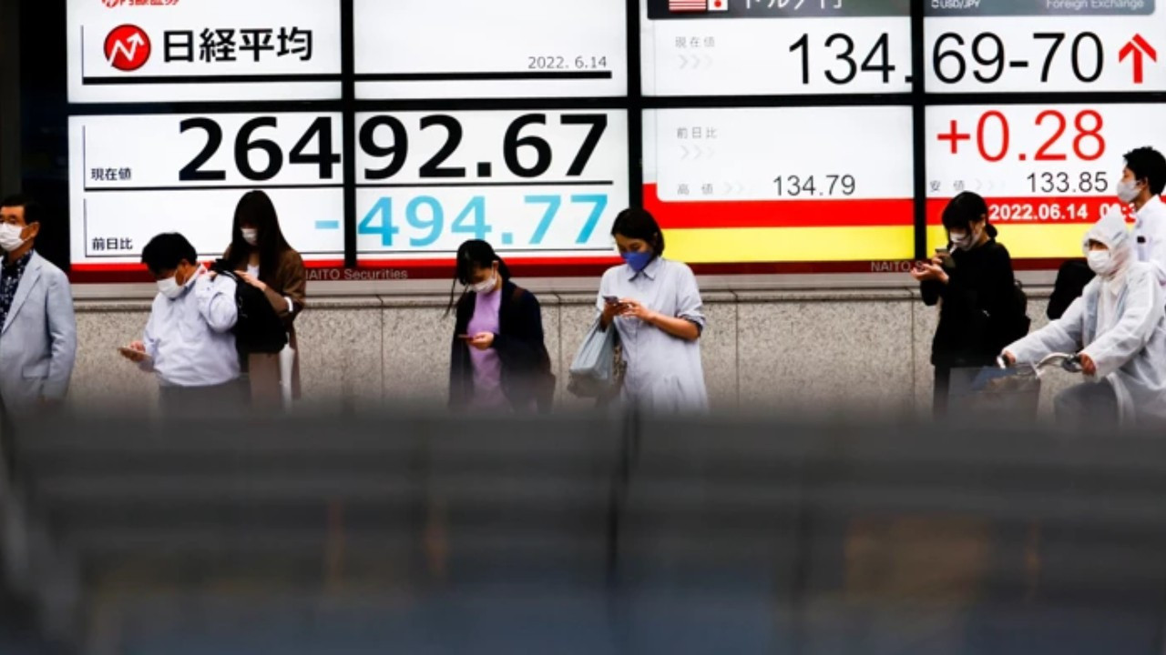 Asya-Pasifik borsalarında karışık seyir: Fed’in faiz indirimi beklentisi piyasaları hareketlendirdi