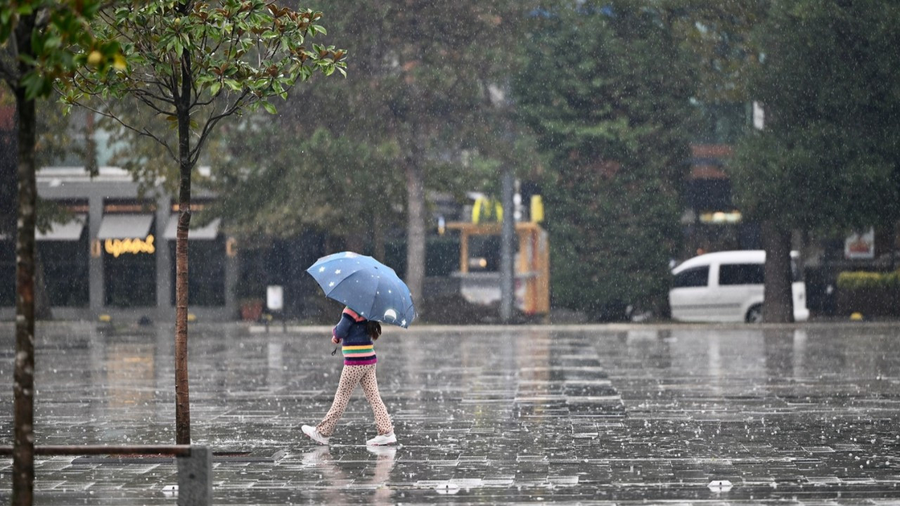 Meteoroloji'den hafta sonu uyarısı! Yağış tüm yurdu saracak