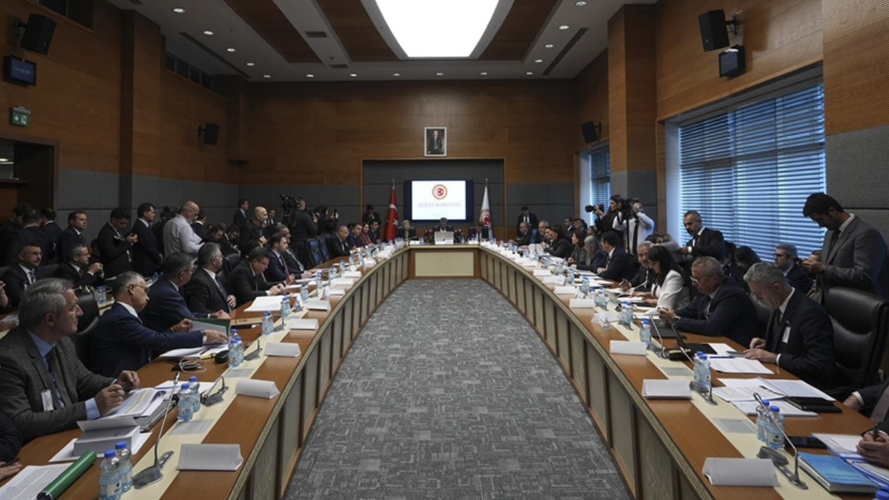 11. Yargı Paketi onaylandı mı, geçti mi? Yeni yargı paketi TBMM Genel Kurula geldi mi? Maddeler neler?