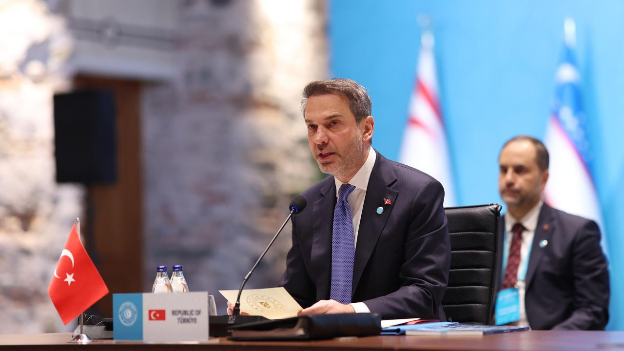 Bakan Bayraktar'dan doğal gaz açıklaması: 30 yıllık proje için öneride bulunduk